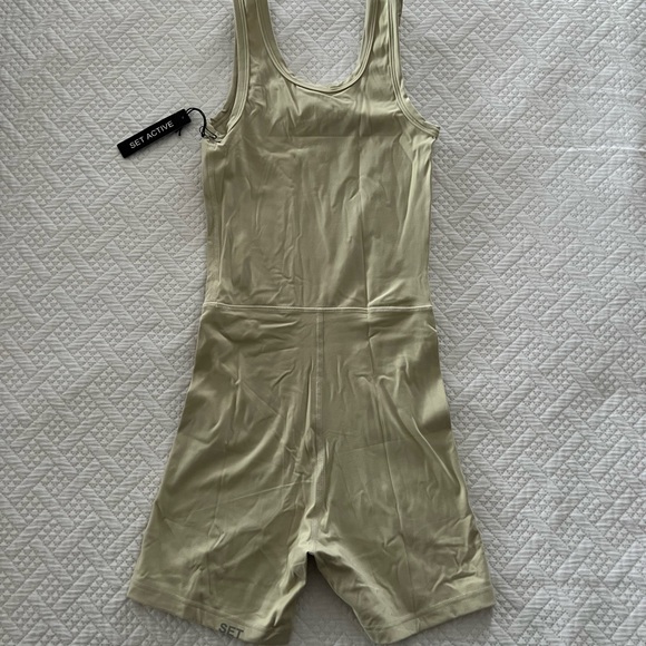 NWT SET ACTIVE SPORTBODY SUIT - Picture 3 of 5